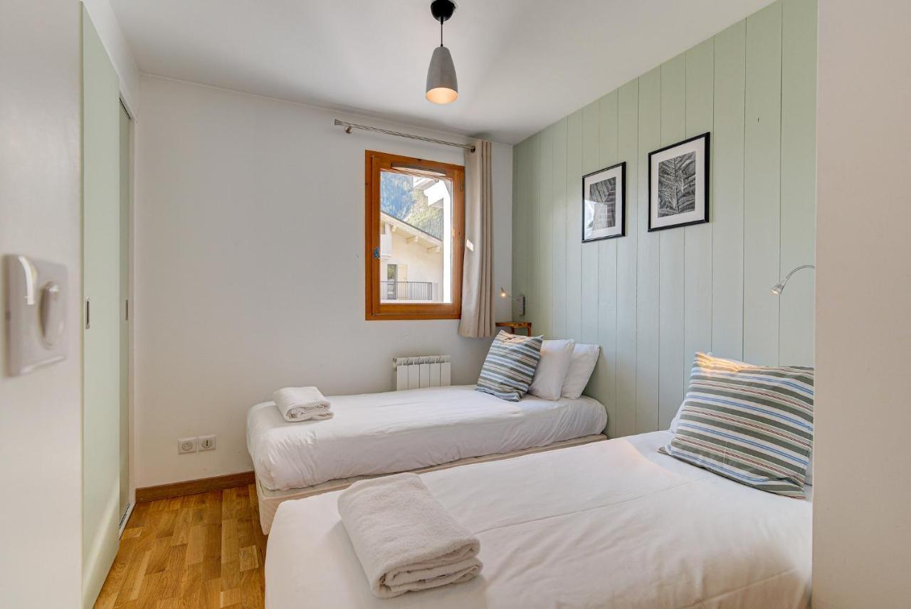 Apartment Fermes Du Montenvers B11 - Alpes Travel - Central Chamonix - Sleeps 4 ภายนอก รูปภาพ