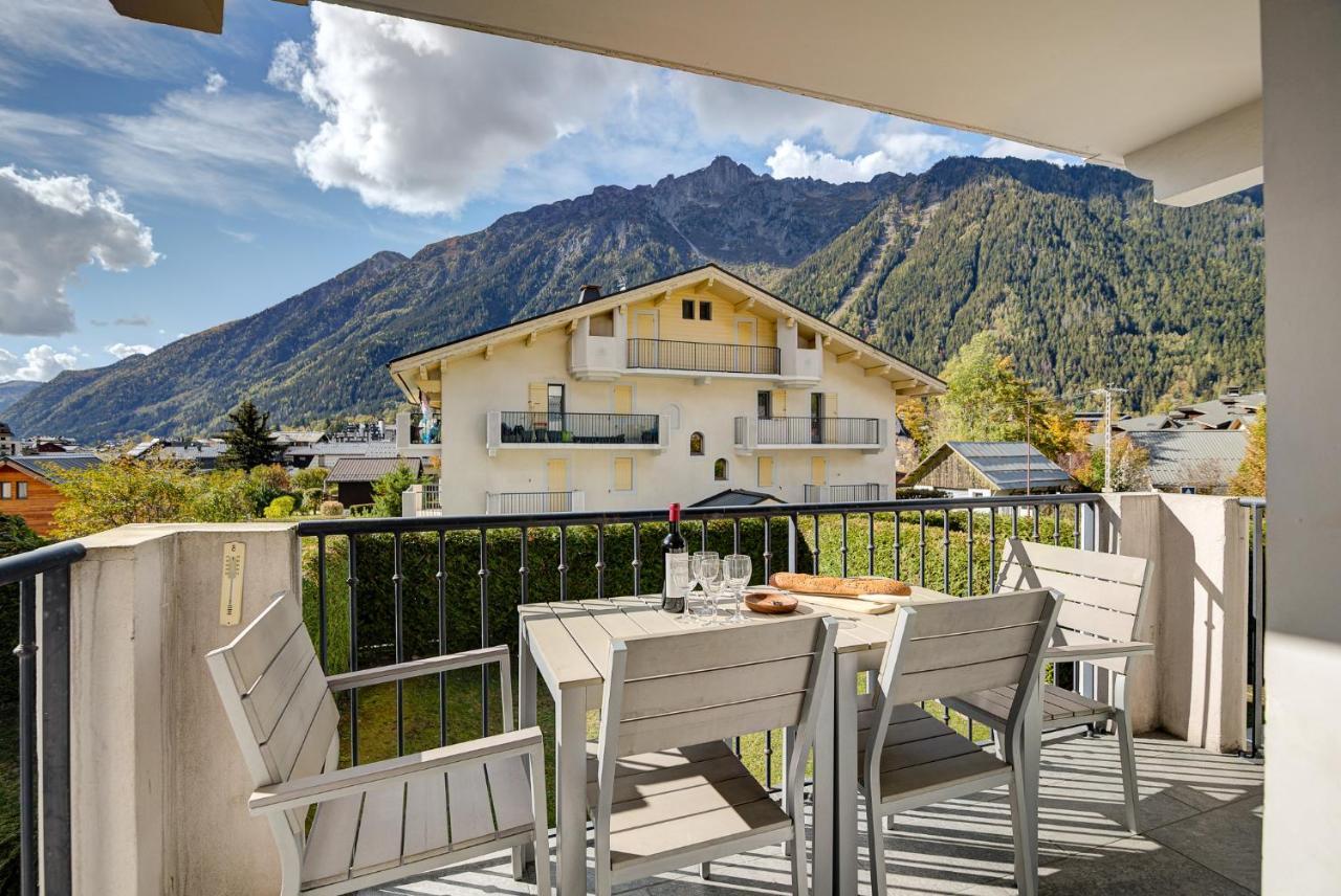 Apartment Fermes Du Montenvers B11 - Alpes Travel - Central Chamonix - Sleeps 4 ภายนอก รูปภาพ