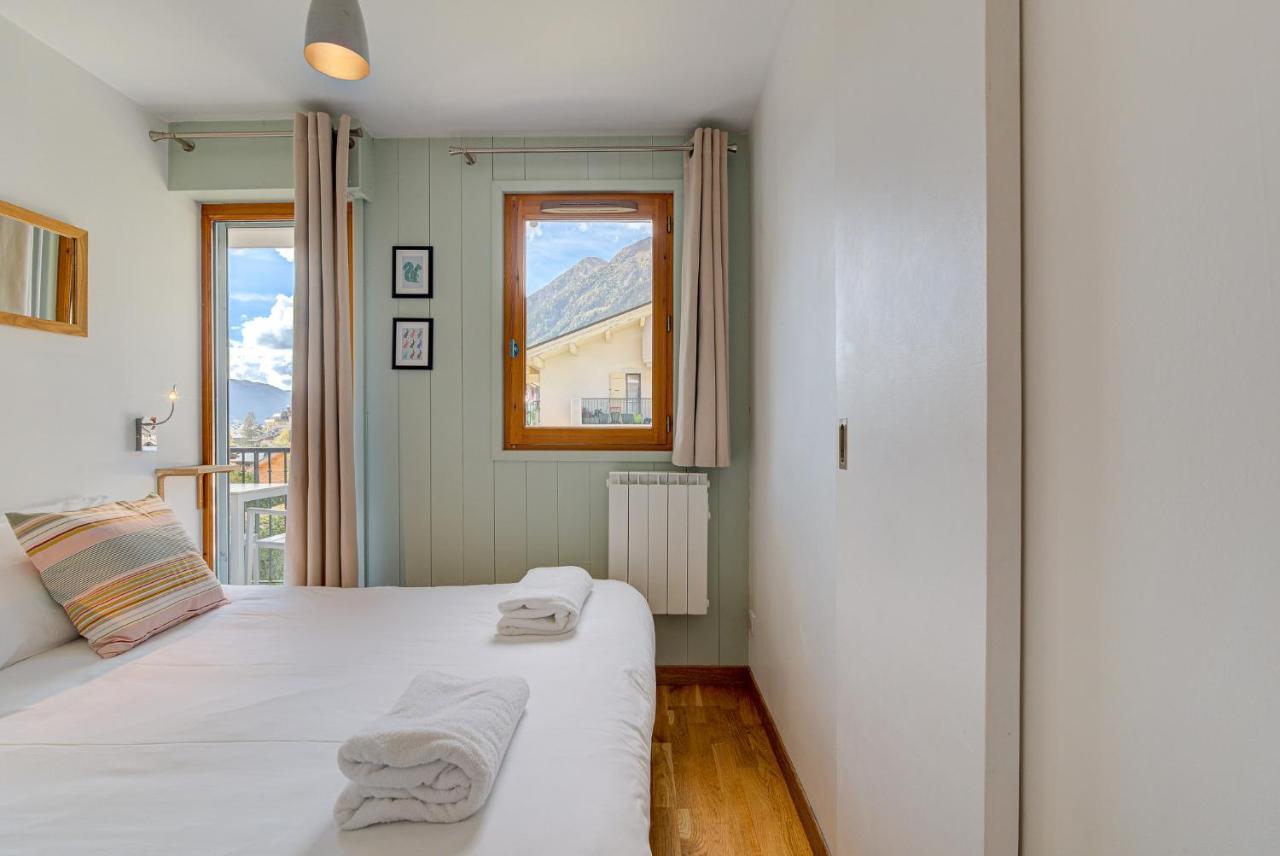 Apartment Fermes Du Montenvers B11 - Alpes Travel - Central Chamonix - Sleeps 4 ภายนอก รูปภาพ